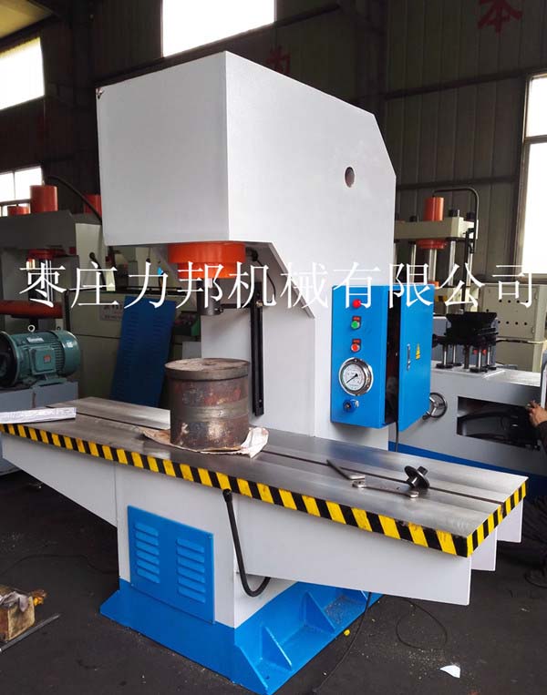 枣庄好色先生下载安装机械生产的液压校直机侧面展示